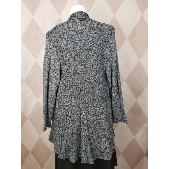 Kim Rogers | Gray + Black Speckled Cardigan - Picture 2 of 3